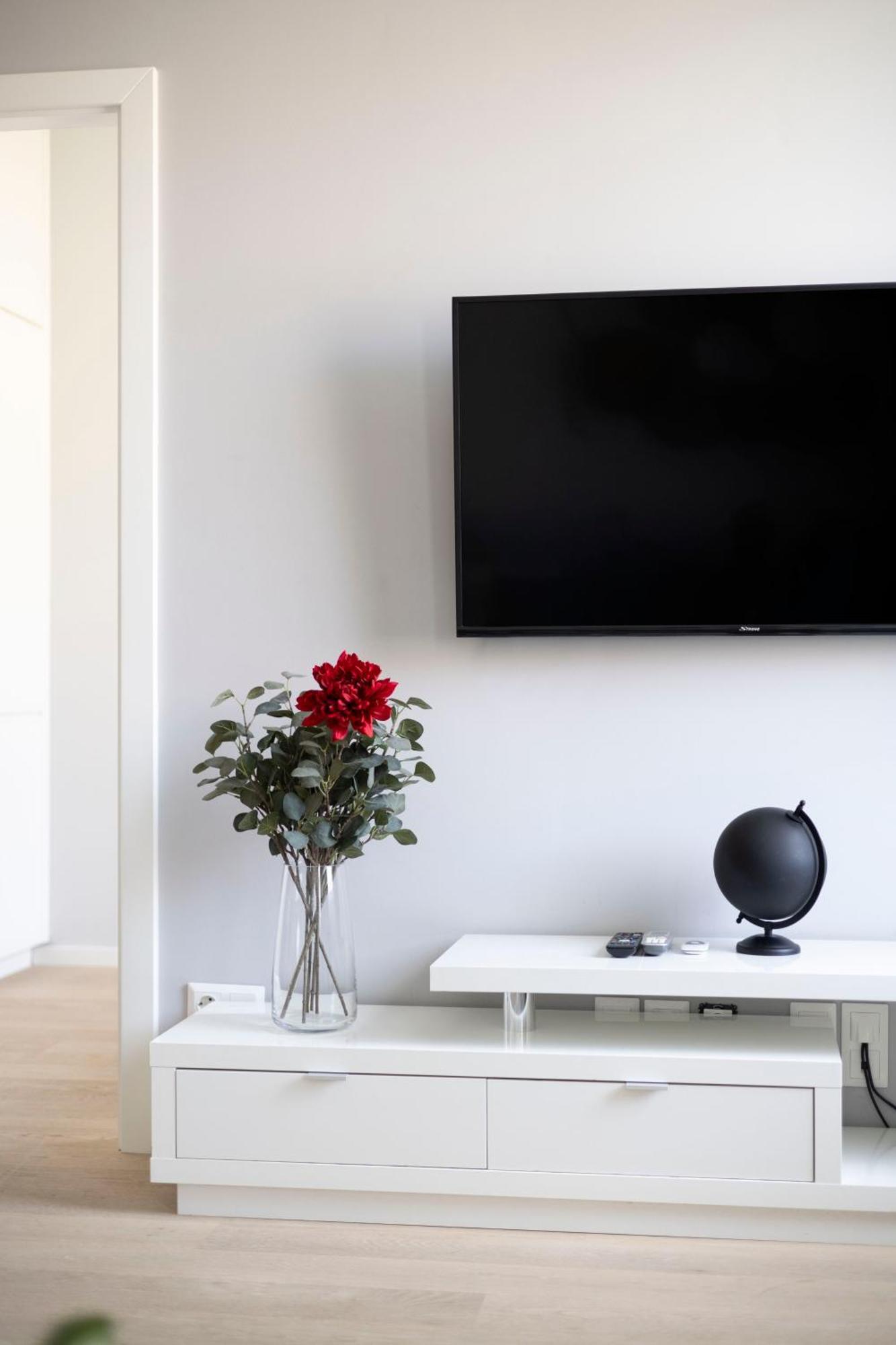 Stylish & Spacious Central Suite By Prestige Homes Budapest Esterno foto