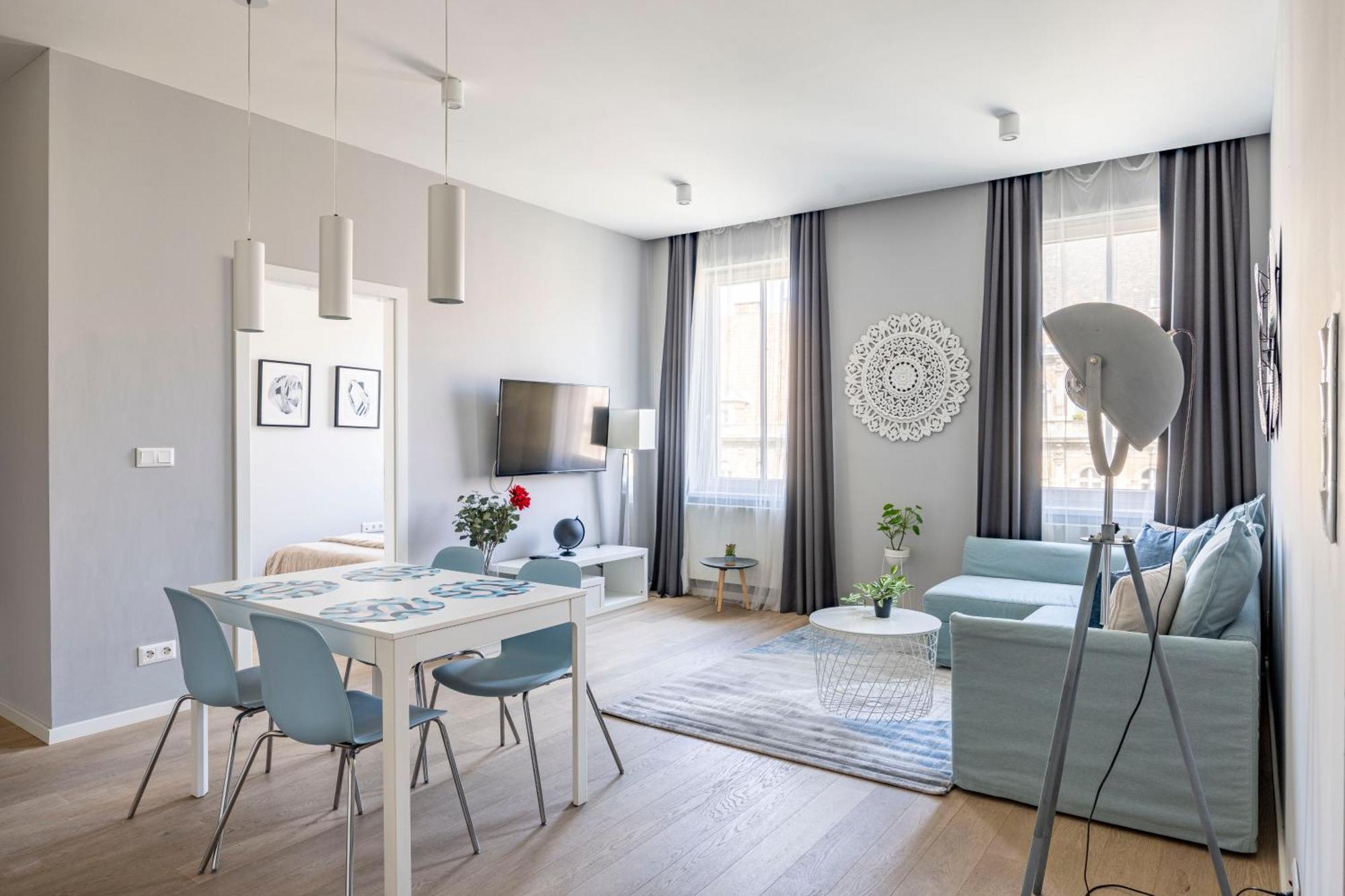 Stylish & Spacious Central Suite By Prestige Homes Budapest Esterno foto